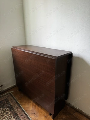 Masă extensibile tip consolă - compactă, eleganta , stare foarte bună 