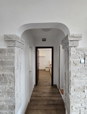 SEMICENTRAL-PALAS,apt.2cam.renovat, mobilat-utilat, 400 Euro - imagine 7