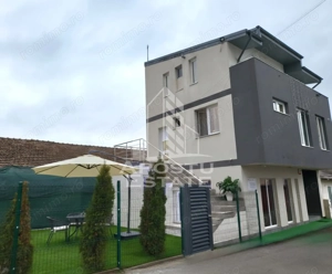 Apartament de lux, 3 camere, 2 niveluri, intr-un imobil tip vila, Deva