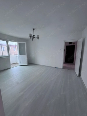 Apartament cu 2 camere de vanzare-zona Sacele - imagine 2