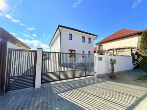 Casa individuala la cheie cu 4 camere 145 mp utili 644 mp teren - imagine 3