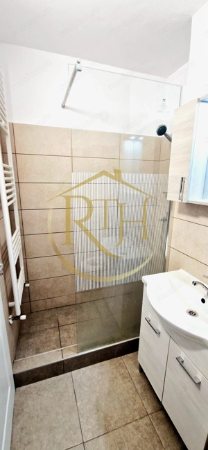 Inchiriez apartament modern cu 2 camere –zona Circumvalatiunii-Complex Favorit - imagine 12