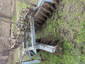 Disc purtat pe lagare - imagine 4