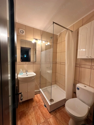 Închiriez ap4camere regim hotelier  - imagine 4