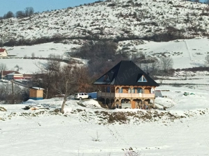 Casa noua traditionala din lemn de stejar vechi - Rosia judetul Bihor - imagine 2
