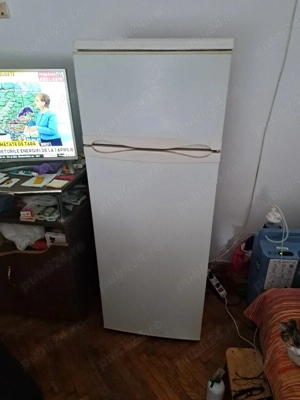 vind frigider cu congelator sus.  - imagine 4