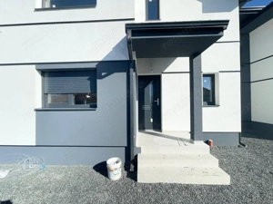Duplex 4 camere, 102 mp utili, 320 mp teren - Mosnita Veche - imagine 15