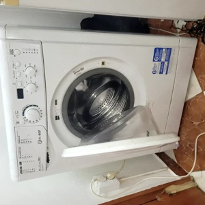 De vânzare ce vrei tu 