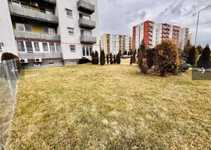 Spatiu Comercial de Vanzare cu 24 de locuri de parcare+ Gradina de 700mp