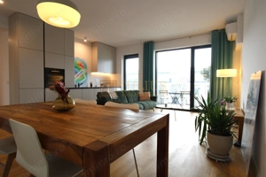 Ultracentral, prima inchiriere, Paltim.