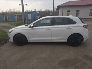 vând Hyundai i30 2023 1.5 benzina 110cp model Highway  - imagine 4
