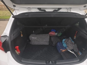 vând Hyundai i30 2023 1.5 benzina 110cp model Highway  - imagine 8