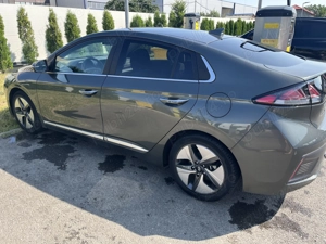 Vând Hyundai Ioniq hybrid - imagine 2