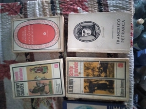 Vând cărți beletristica ,literatura universala