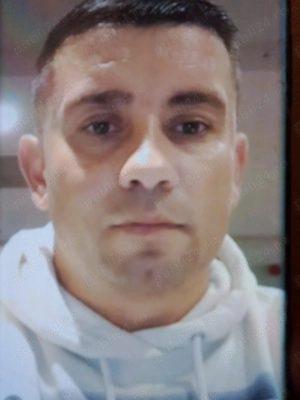 Caut loc de munca in straniate Germania Anglia spagna Eu am stat 16 ani in Italia El in Anglia 10