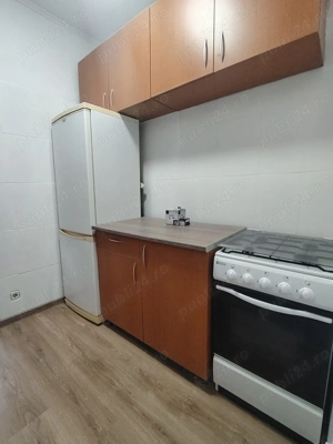 Garsoniera de vanzare in zona Tractorul - imagine 5