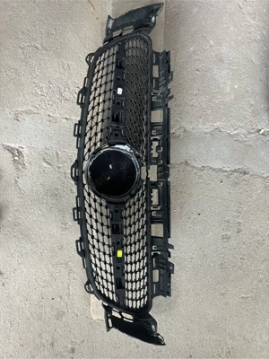 Grila masca fata Mercedes E class - imagine 5