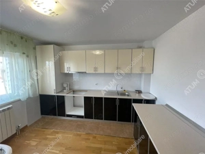 Casa cu 8 camere si 800 mp curte in zona Calea Poplacii Sibiu - imagine 17