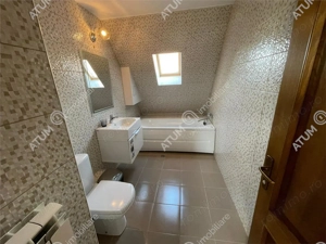 Casa cu 8 camere si 800 mp curte in zona Calea Poplacii Sibiu - imagine 18