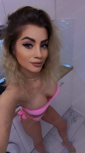  Bună, sunt Maria. La mine sau la tine. Fac și party 