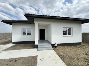 Casa individuala in Mosnita Noua | 4 camere | Parter | Teren generos