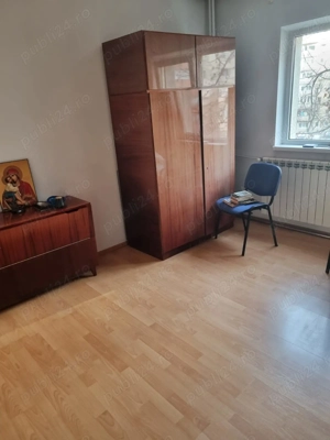 Vand apartament  cu 3 camere  Usor Negociabil  - imagine 4