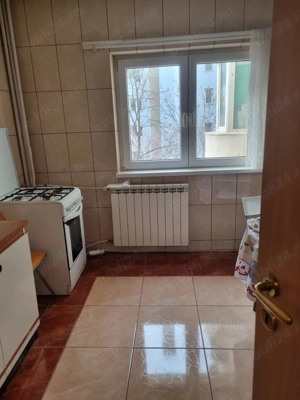Vand apartament  cu 3 camere  Usor Negociabil  - imagine 5