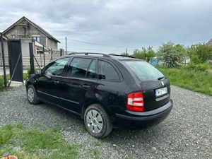 Skoda Fabia 1.6i  - imagine 4