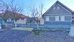 Casă cu 5 camere și teren de 1508 mp în Cermei, jud. Arad