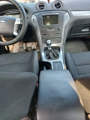 Ford monde 2011 - imagine 2