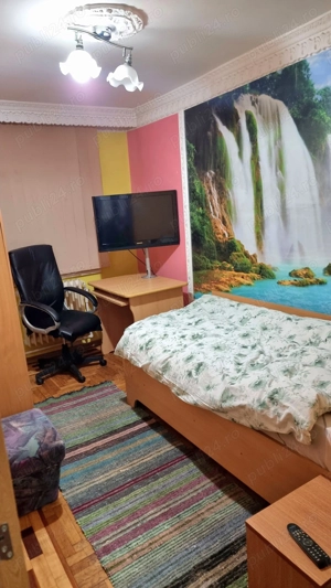 Se vinde apartament cu 3 camere decomandate in zona foarte buna din cartierul Obcini - imagine 7