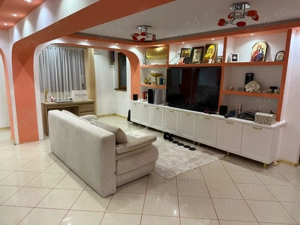 Apartament DEOSEBIT 100Mp str 1848 -MOISIL  - imagine 10