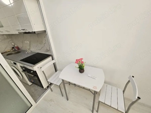 Vanzare 1 camera etaj 1, zona Port - imagine 4