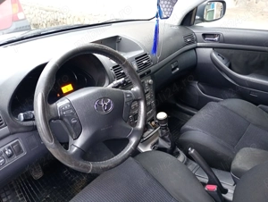 Toyota Avensis D4D Berlina - imagine 9