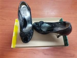 Încălțăminte  puțin purtata