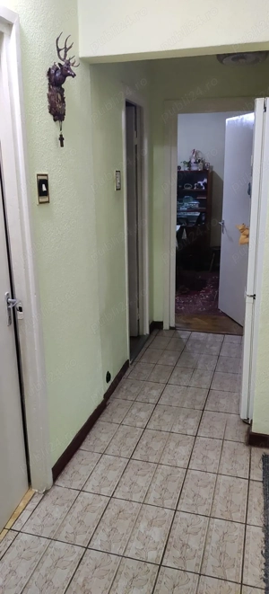 Persoana fizica inchiriez apartament 3 camere mobilat si utilat decomandat parter langa Complex Nord - imagine 2