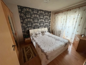 Vand apartament 3 camere  - imagine 7