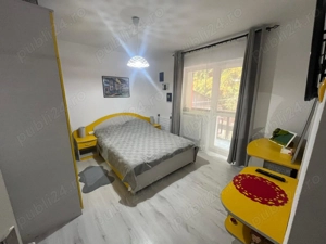 Vand apartament 3 camere spațios în Slănic Moldova la poala muntelui - imagine 2