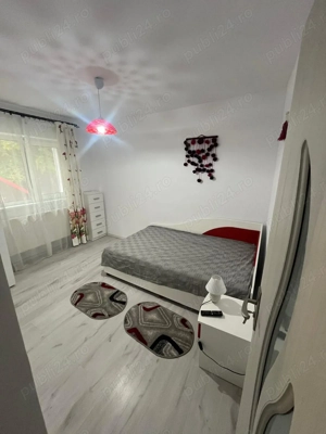 Vand apartament 3 camere spațios în Slănic Moldova la poala muntelui - imagine 4