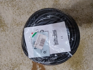 este un plutotor electric