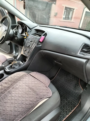 Opel Astra J 2014-prim proprietar - imagine 2