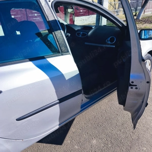 Renault Clio 2006 diesel  - imagine 4