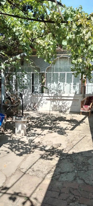 Casă bătrânească de vânzare  - imagine 8