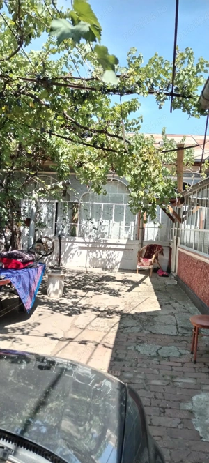 Casă bătrânească de vânzare  - imagine 7