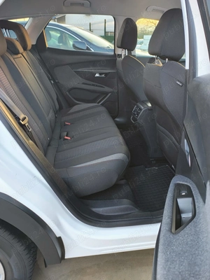 Peugeot 3008 BlueHDi 130 Stop & Start Active Business-Paket - imagine 19