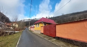 Casă de vânzare in comuna Ormeniș, județul Brașov  - imagine 2