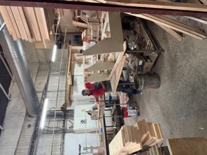 Angajam tineri in vederea calificarii in meseria de Tapiter si Tamplar  - imagine 2