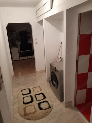 Ofer spre închiriere apartament în M.Kogălniceanu jud.Constanța