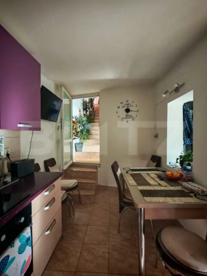 Casa cu 3 camere, 100 mp, zona centrala - imagine 5