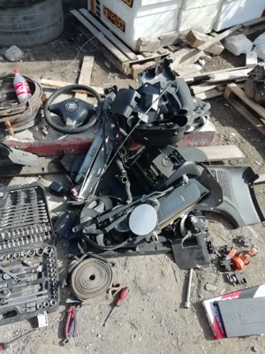 dezmembrez seat toledo  - imagine 4